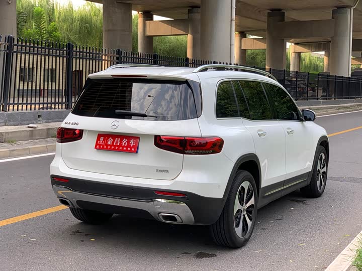 Фото 6 - Mercedes-Benz GLB-Class