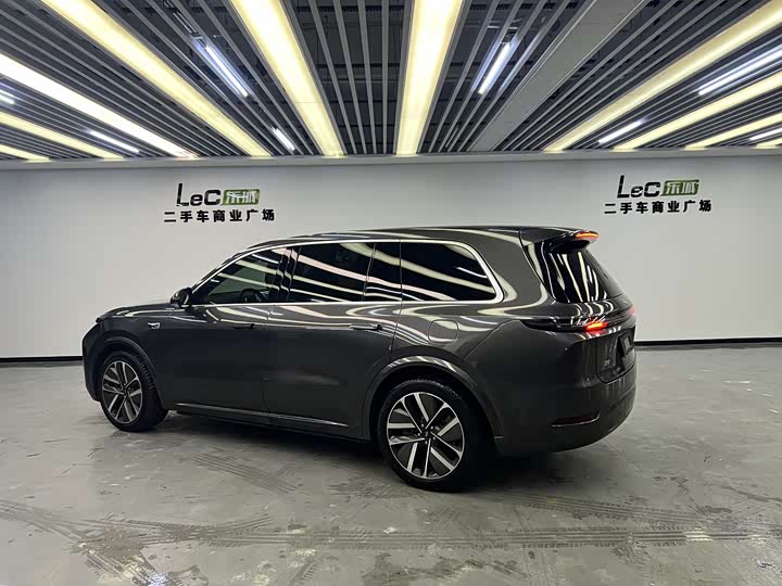 Фото 6 - LiXiang L9