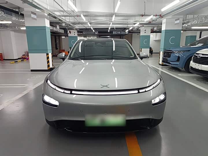 Фото 3 - XPeng P7