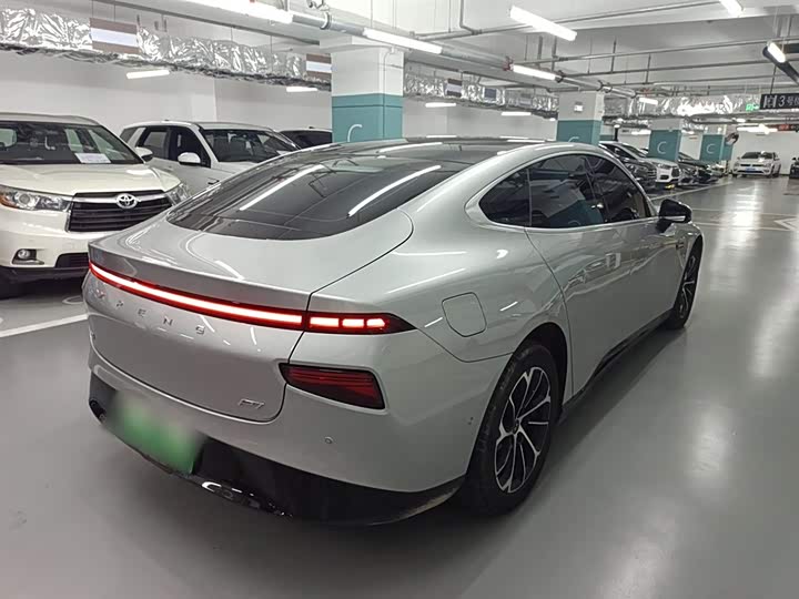 Фото 7 - XPeng P7