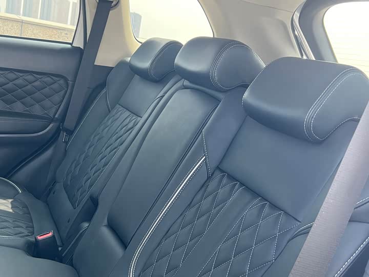 Фото 9 - Mitsubishi Outlander