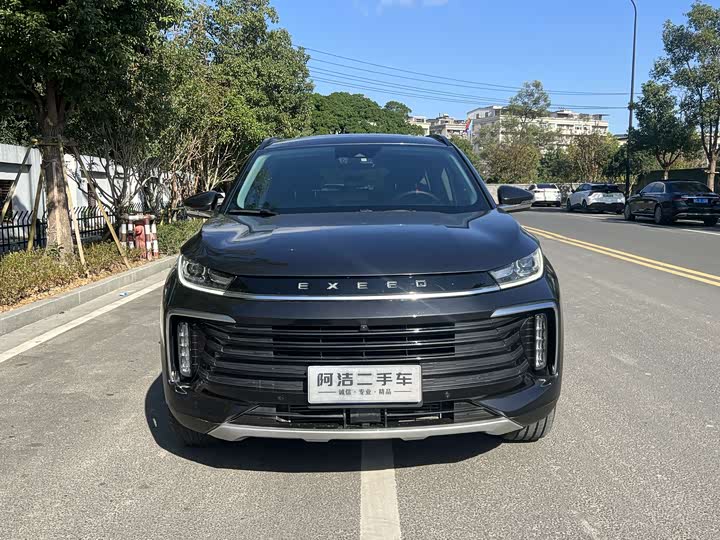 Фото 2 - Exeed TXL