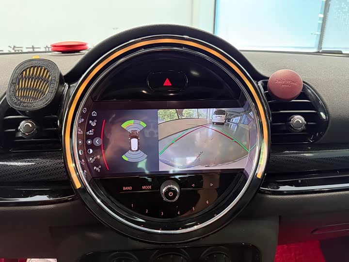 Фото 21 - Mini Clubman