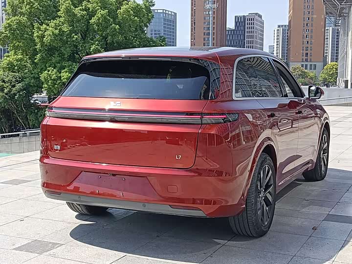 Фото 8 - LiXiang L7