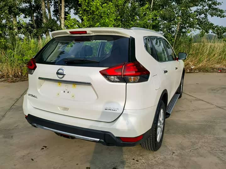 Фото 5 - Nissan X-Trail