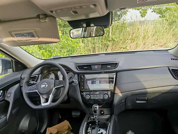 Фото 8 - Nissan X-Trail