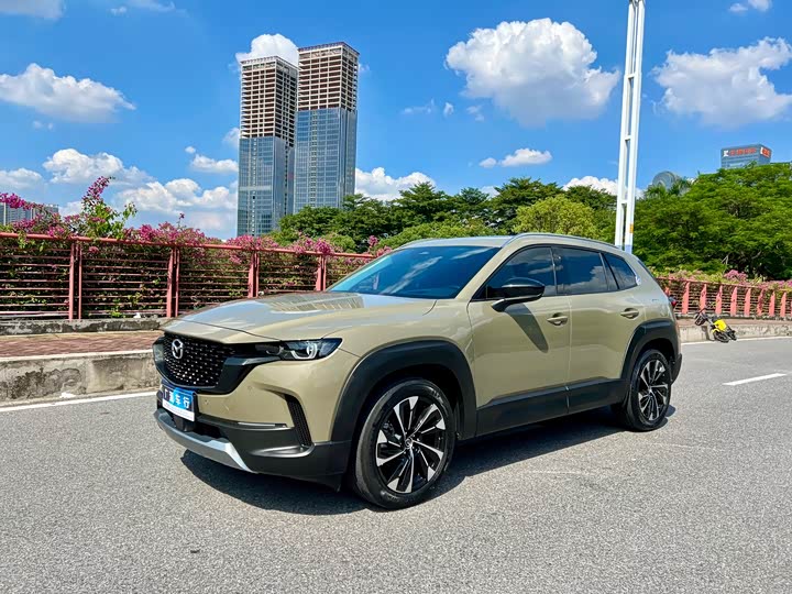 Фото 30 - Mazda CX-50