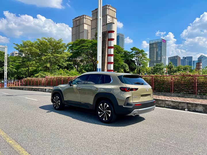 Фото 39 - Mazda CX-50