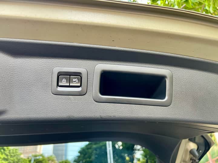 Фото 41 - Mazda CX-50