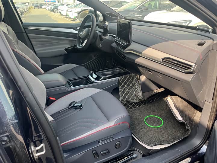 Фото 12 - Volkswagen ID.4 Crozz