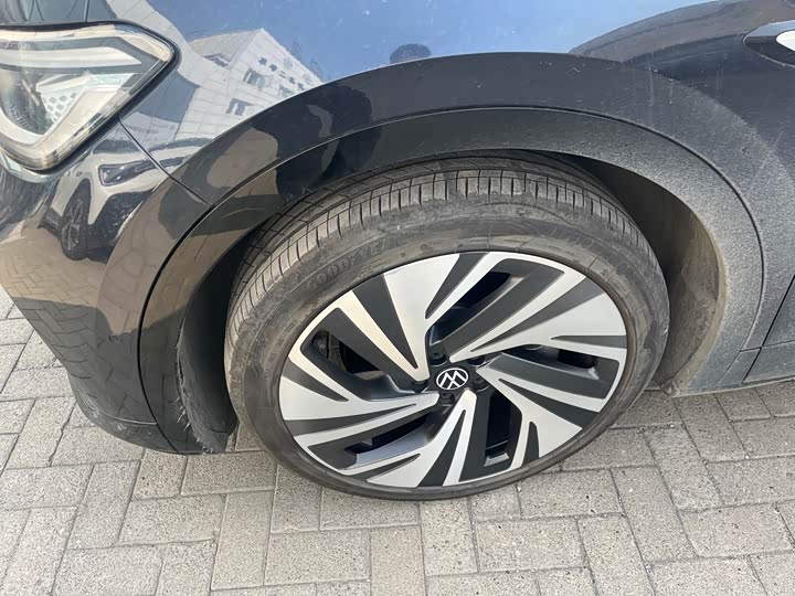 Фото 2 - Volkswagen ID.4 Crozz