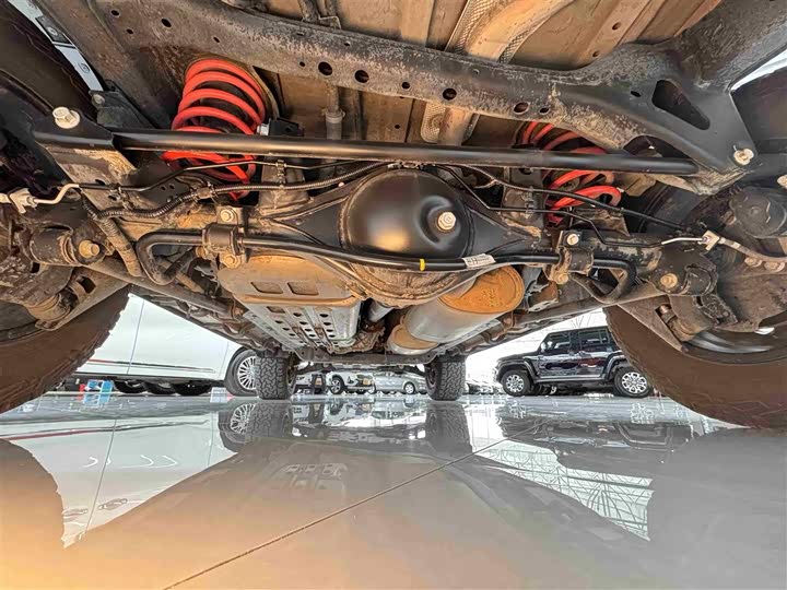 Фото 12 - Tank 300