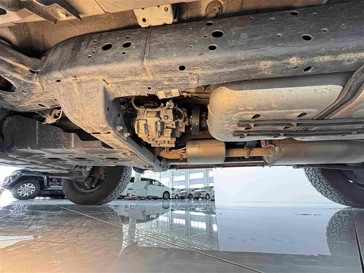 Фото 13 - Tank 300