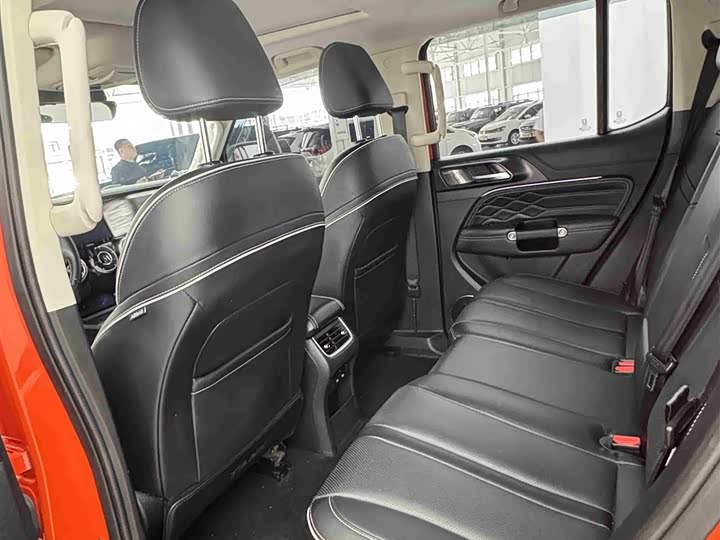 Фото 7 - Tank 300