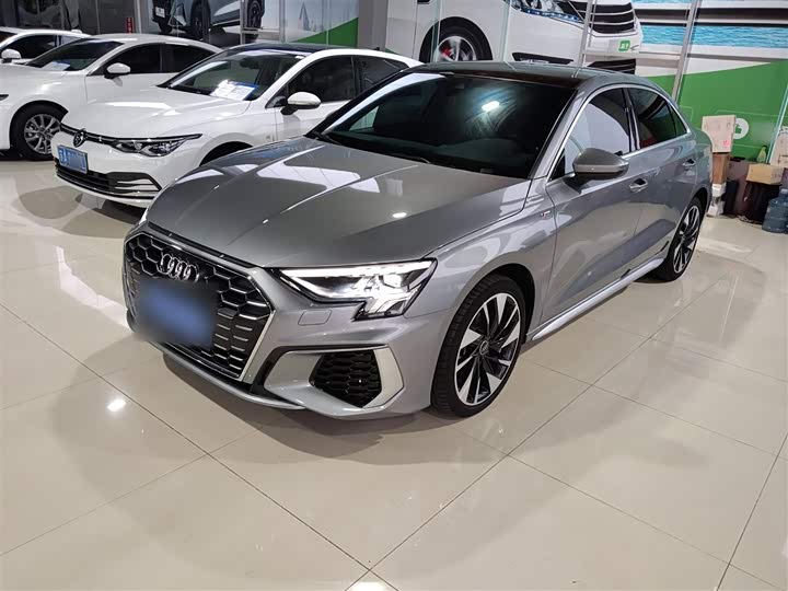 Фото 2 - Audi A3