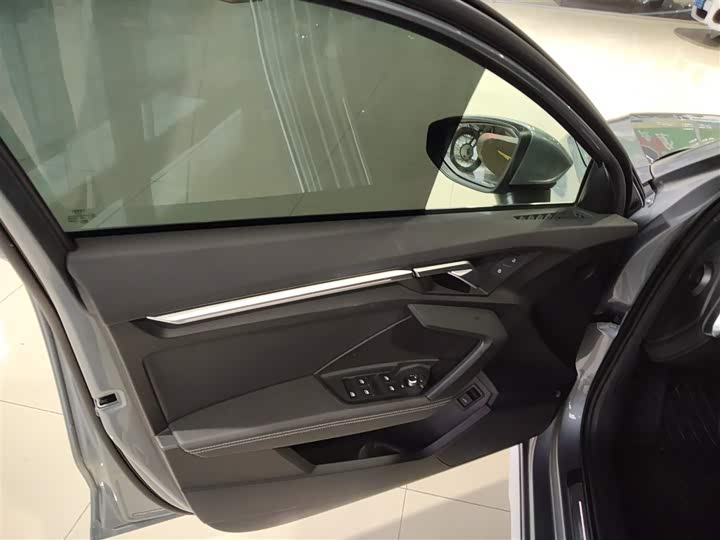 Фото 27 - Audi A3