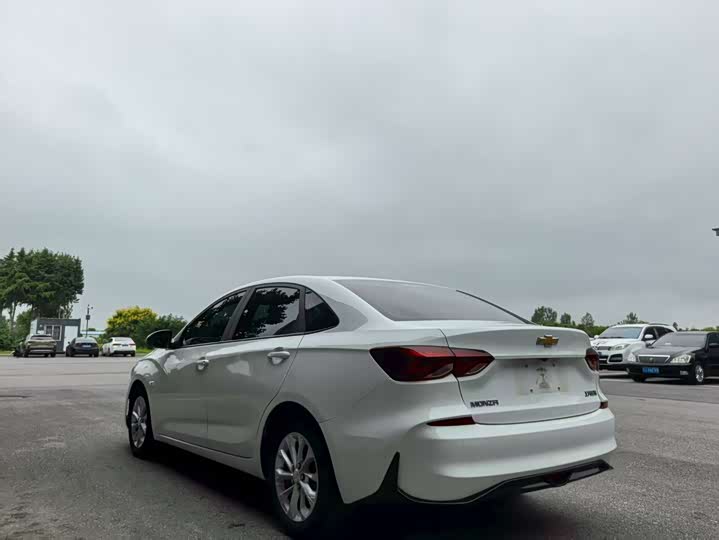 Фото 5 - Chevrolet Monza