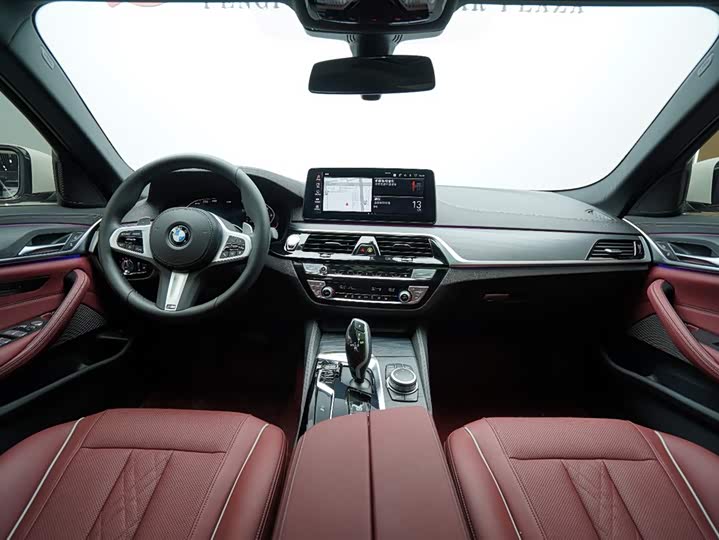 Фото 12 - BMW 5 Series