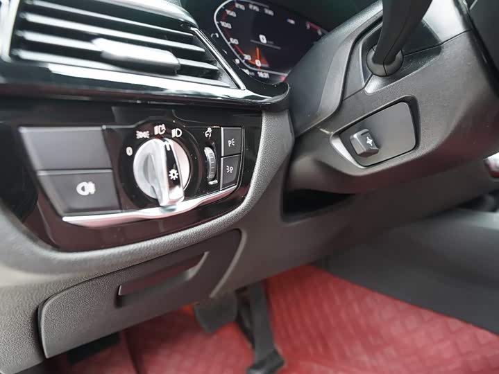 Фото 6 - BMW 5 Series