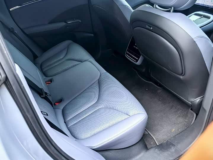 Фото 7 - XPeng G7