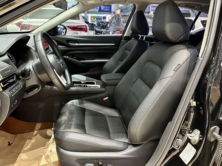 Фото 6 - Nissan Teana