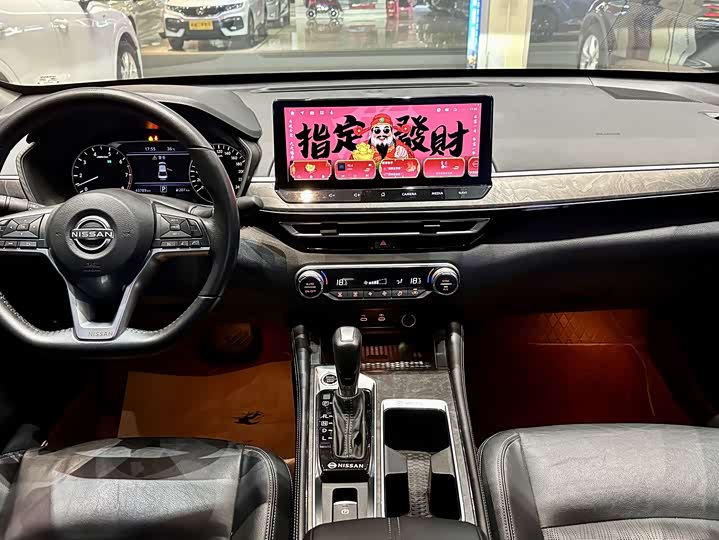 Фото 9 - Nissan Teana