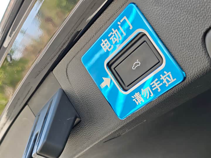 Фото 7 - Volkswagen Teramont X