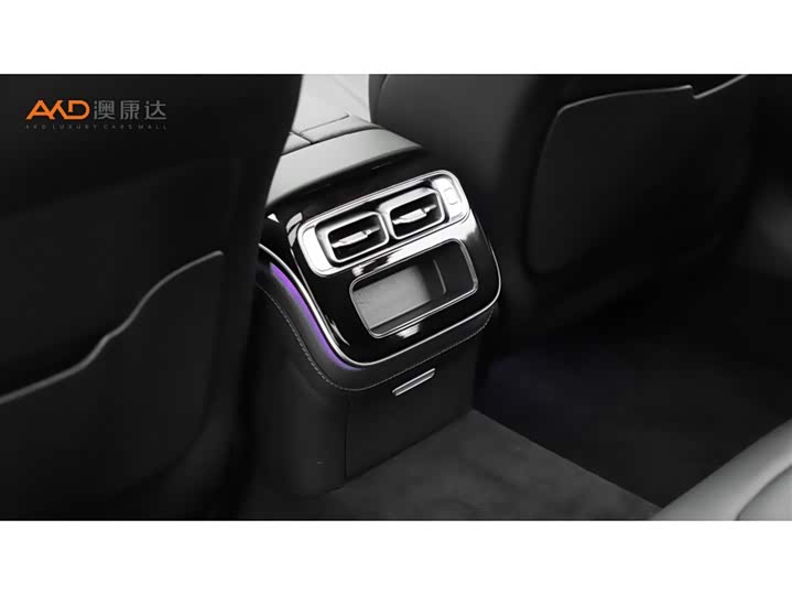 Фото 9 - Mercedes-Benz S-Class