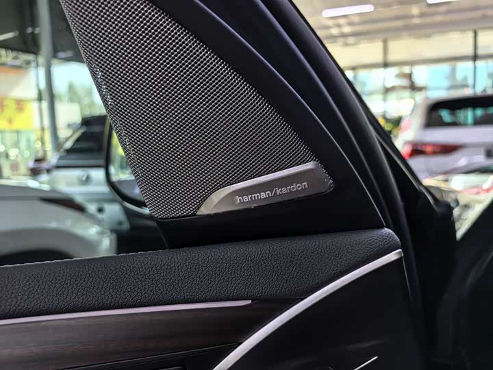 Фото 12 - BMW X3