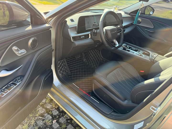 Фото 13 - Chery Arrizo 8