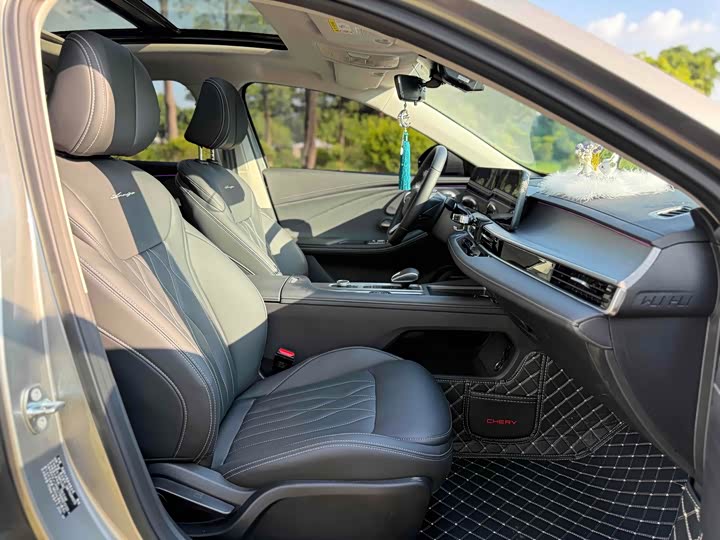 Фото 15 - Chery Arrizo 8