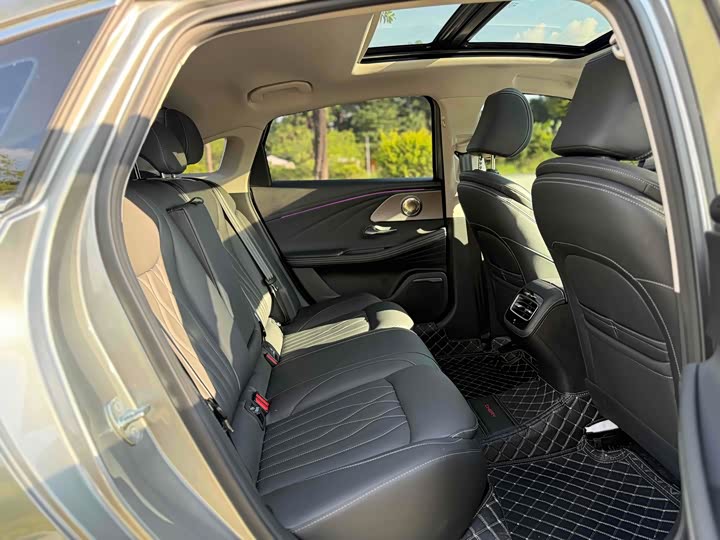 Фото 16 - Chery Arrizo 8