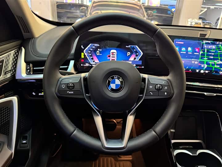 Фото 18 - BMW X1