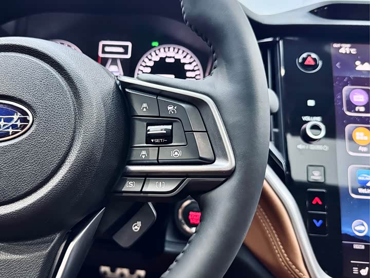 Фото 21 - Subaru Outback