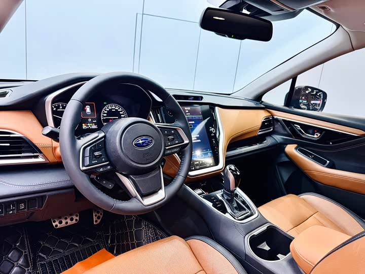 Фото 8 - Subaru Outback