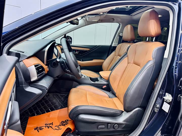 Фото 9 - Subaru Outback