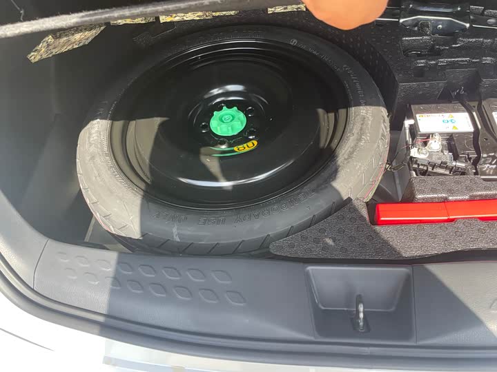 Фото 23 - Toyota Izoa