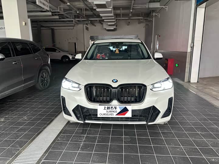 Фото 2 - BMW X3