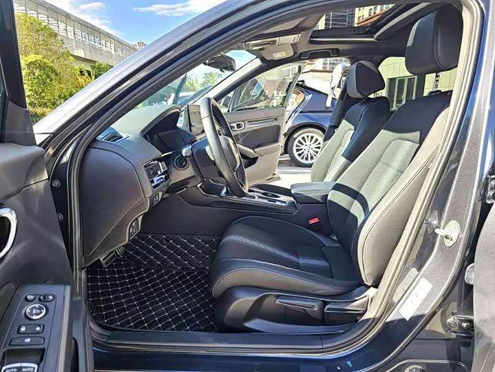 Фото 4 - Honda Civic