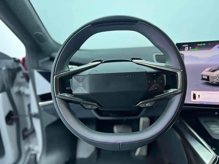 Фото 18 - HiPhi Z