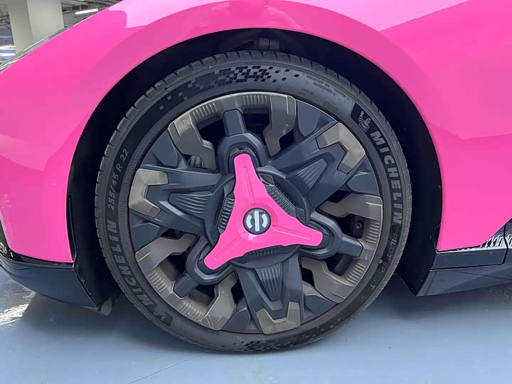 Фото 26 - HiPhi Z