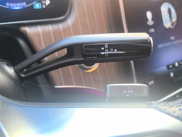 Фото 7 - Mercedes-Benz EQE