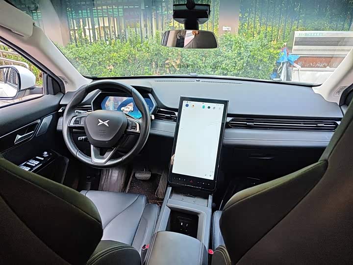 Фото 10 - XPeng G3