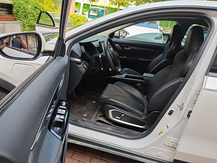 Фото 16 - XPeng G3