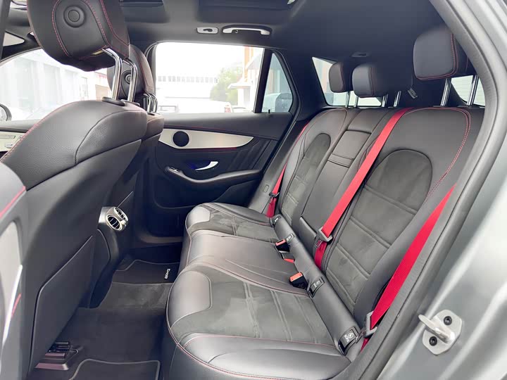 Фото 8 - Mercedes-Benz GLC-Class AMG