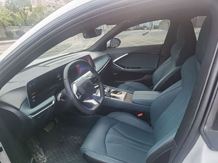 Фото 11 - MG Motor 7