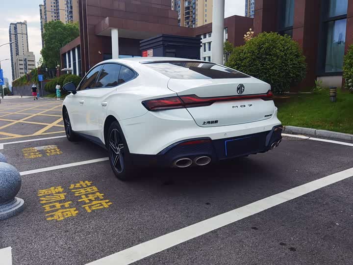 Фото 5 - MG Motor 7