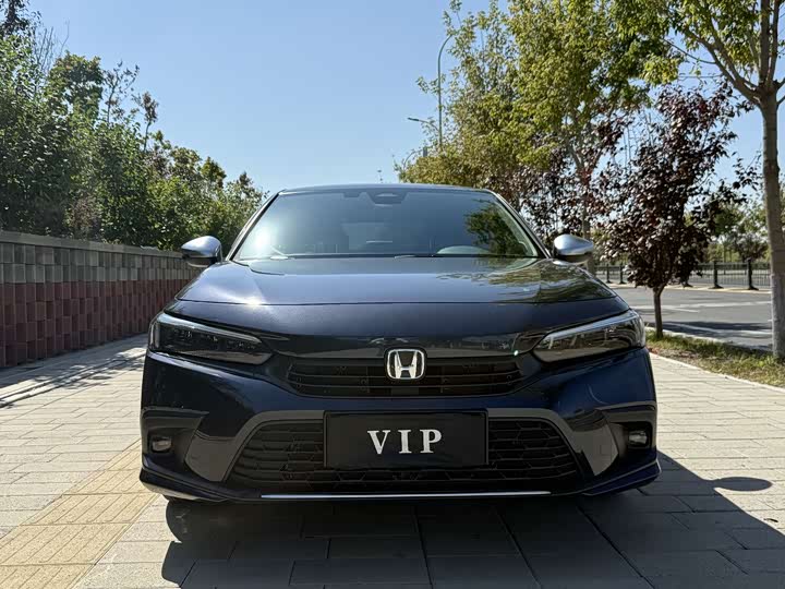 Фото 3 - Honda Civic