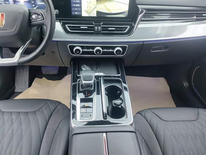 Фото 16 - Hongqi HS5