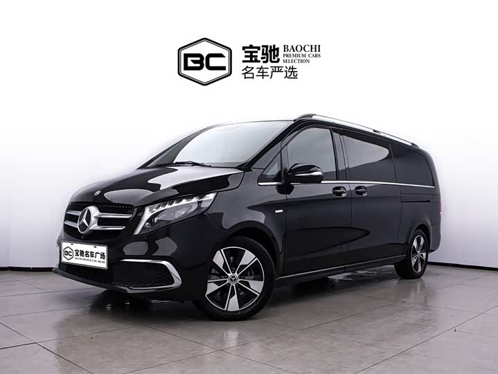 Фото 1 - Mercedes-Benz V-Class